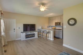 Pets Welcome! Simi Valley Home w/ Mtn & City View - 5