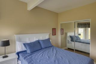 Pets Welcome! Simi Valley Home w/ Mtn & City View - 1