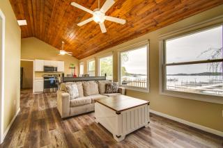 Dock, Deck & Sunsets! Little Bungalow on Lake Mary - 8