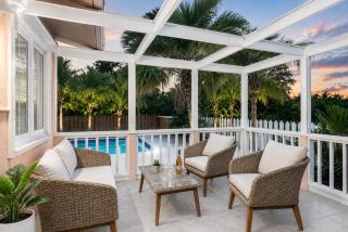 20% Off May 27-29 Great Reviews Walk 2 Beach Pool - 3