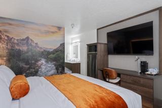 Zion Promenade Hotel - 3