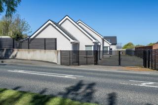 Rose Cottages - 3
