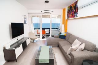 Vibrant Finikoudes Sea View 2 Bedroom - 0
