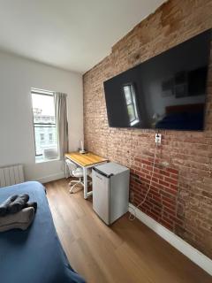 The Revival Guest House near Times Square - 4