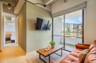 Industrial loft just steps from El Tesoro, with views, Wi-Fi, and AC - 0