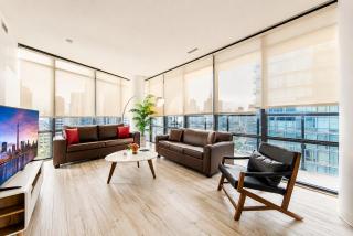 Altitude Suites on Bay - Downtown Toronto Near Toronto General Hospital & Eaton Centre - 1