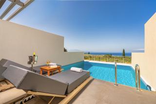 Helena's Aether Suites - Seaview & Heated Infinity Pool - 3