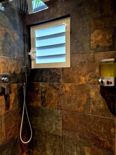 Tropical Cottage 2 Bedrooms - 5