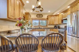 Walk to Wisp Flat Lakefront Fire Pit and Huge Dock - 7
