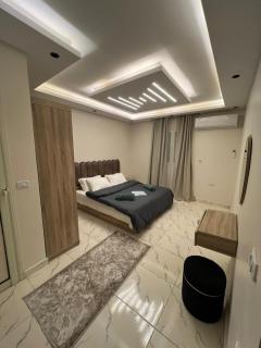 Luxury Apartment With Pyramids View - 1