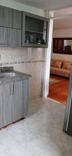 Hogar con jardines amplios cerca al centro 4 pax - 2
