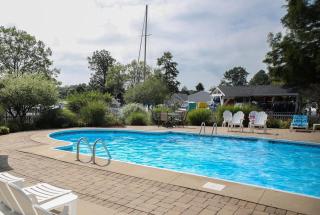 Brand New Home w/Year Round Pool & Hot Tub, Game Room & EV Charger - 8