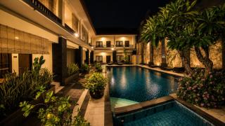 Radha Bali Hotel - 7