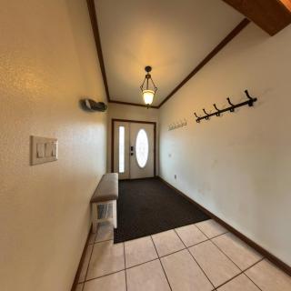 Downtown Wasilla Lakefront Home - 6