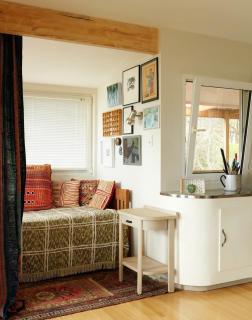 Artist's Beach House - Waterfront - 8