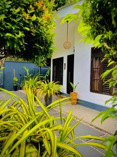 LEAFORA Cottage - 9