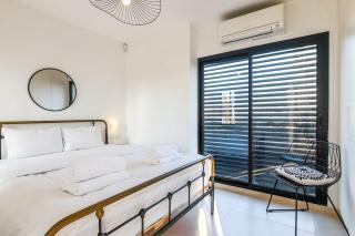 Miklat Chic Spacious Penthouse Terrace By Feelhome - 2