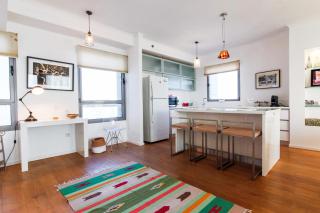 Miklat Luxury Condo & Spectacular View By Feelhome - 2