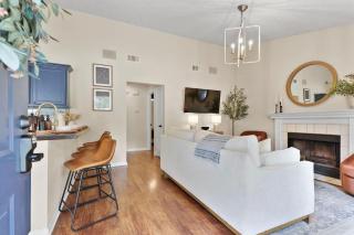 New Meets Nostalgic - Adorable Cottage Sleeps 8 - Savannah - 9