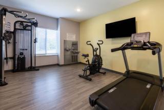 ECHO Suites Extended Stay by Wyndham Savannah Pooler - 3