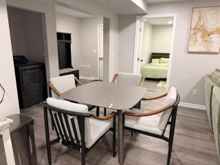 Brand-New 2-Bedroom , 3-Bed Modern Basement Suite - 7