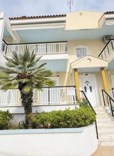 Seaside Apartment - 0