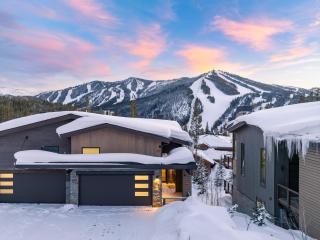 Mountain Villa 403 Next To WP Resort I Private Hot Tub I Great Views - 2
