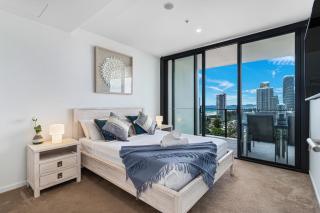 Opus Luxury 2B2B Free Parking Walk to Beach - 3