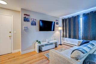 Luxury King Bed • Remodeled Safe Chicago Condo - 8