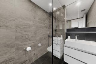 Modern Living in the Heart of Hawthorn East - 2