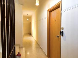 Old Town Apartment next to Seafront Promenade - 7