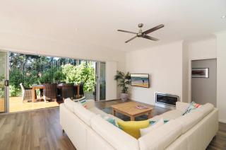 Beach Bliss - pet-friendly central Vincentia home - 8