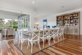 Sea Breeze - walking distance to Orion Beach - 9