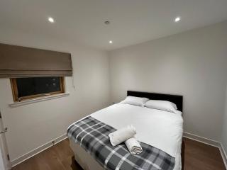 Glasgow Bright Modern Apartment - 4