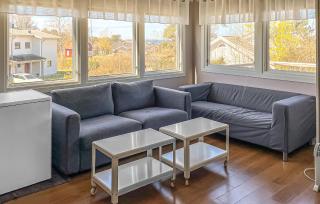 2 Bedroom Awesome Home In Frillesås - 8