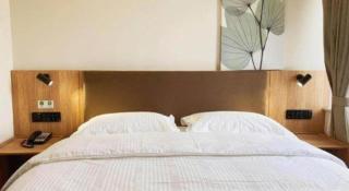 GreenTree Inn Express Beijing Fangshan District Doudian Road Jin Yuan - 6