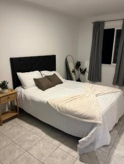 Moderno departamento en Güemes, wifi y Netflix - 8