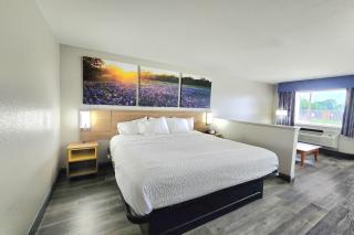 Days Inn by Wyndham San Antonio Southeast Frost Bank Center - 0