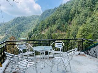 Haven Holiday Home - Snowra Heights Khaira Gali - 6