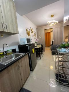 Cozy Stay at Shore Residences MOA Complex - 4