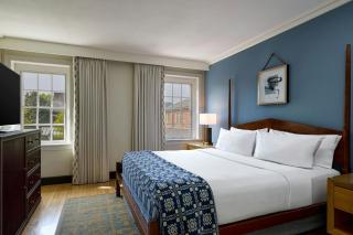 Williamsburg Lodge, Autograph Collection - 5