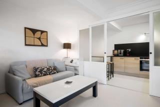 Charming apartment in the heart of the city center AC - 3