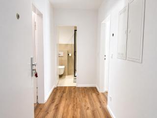 Rent2Stay - Modernes Apartment in zentraler Lage - 5