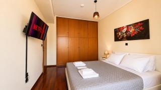 Seafront Luxury Apartment - 5