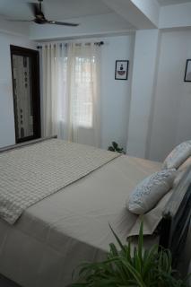 Retreat Homes - 2