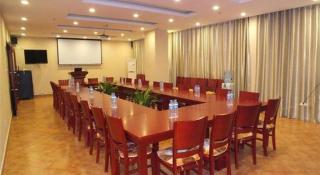 GreenTree Inn Xuzhou High Speed Railway Station Express Hotel - 1