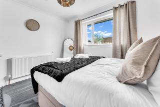 Mallory House 2BR 10 Minutes from Alton Towers with Parking - 5