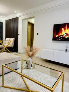 2 bedroom all En-suite with Gym Fast WIFI Ideal for Digital Nomads - 3