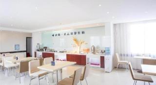 City Comfort Inn Dongxing National Trade Port - Dongxing - 1
