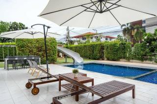 Ocean Breeze Private Pool Villa in Hua Hin - 1